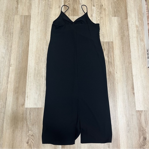 H&M DRESS - Picture 3 of 4